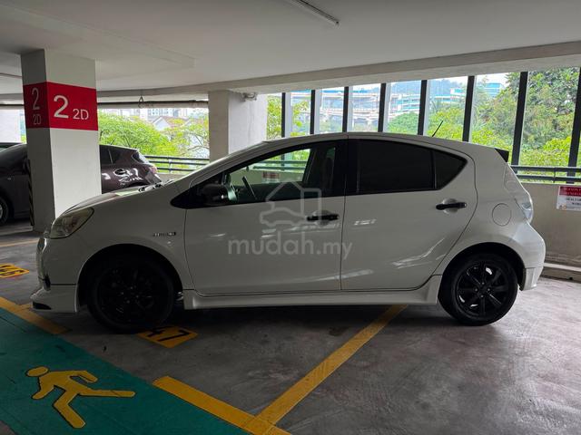 2014 Toyota PRIUS C 1.5 TRD SPORTIVO - NEWBATT - 5