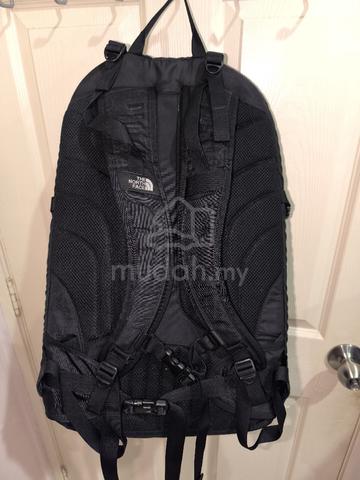 The North Face Router Transit Backpack  - photo 4 of 6