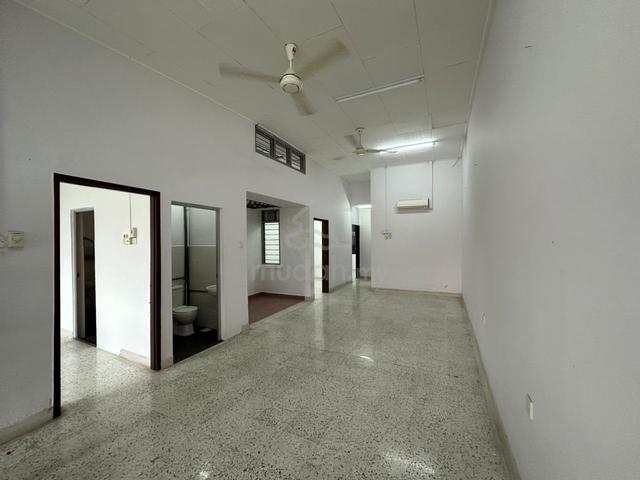 taman pelangi jalan kekabu superlink 22x80 near ciq partial furnished 1