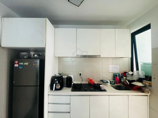 Master Sharing Room for Rent 3