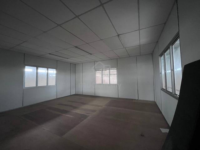 Taman University 1.5 Storey Semid Detached Factory For Rent Skudai 2