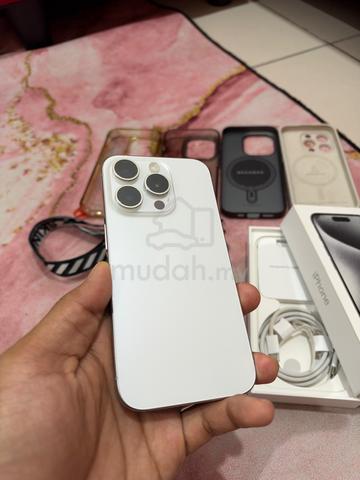iPhone 15 Pro (Used) - photo 2 of 5