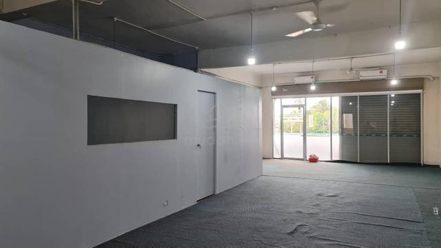 Berungis Commercial Centre 1