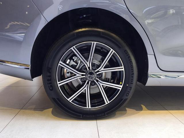 2026 Byd M6 0.0 EXTENDED MY24 (A) - 3