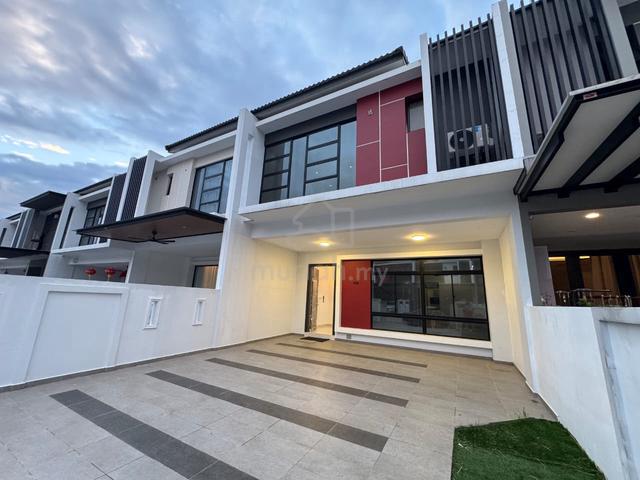 Cello @ Desa Tebrau 2Storey G&G with Brand New Furniture 1