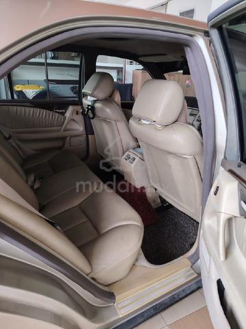 1995 Mercedes Benz 230E 2.0 W114 (M) - 5