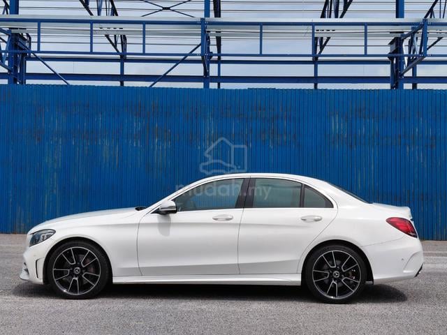 2019 Mercedes Benz C300 2.0 AMG Burmester surround - 4