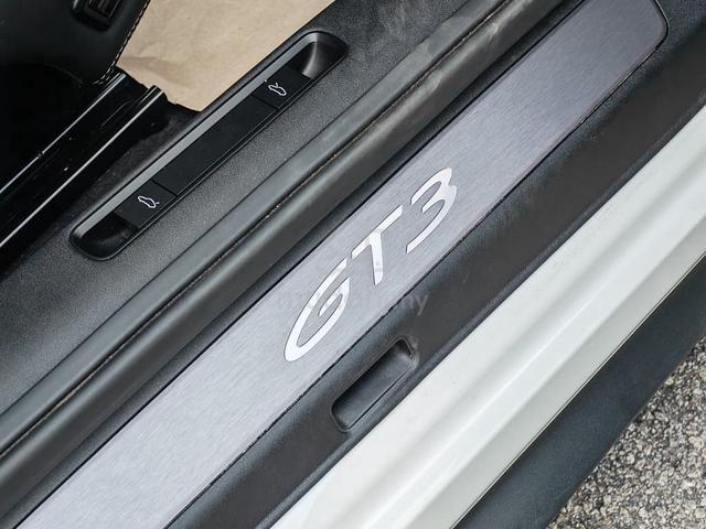 HANDLING BUCKET SEAT N/A 2022 Porsche 911 GT3 4.0 - 5