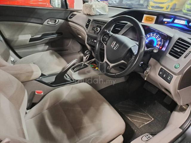 2013 Honda CIVIC 1.8 S (A) - 2