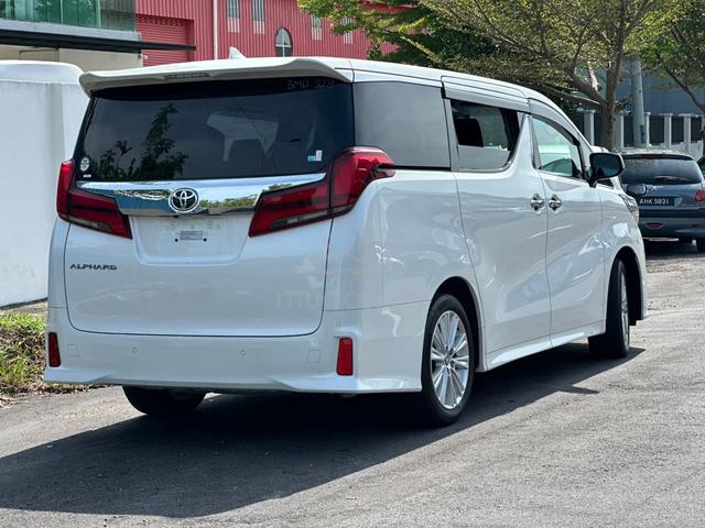 2021 Toyota ALPHARD 2.5CC S (8 SEATERS) YEAR 2021 - 2