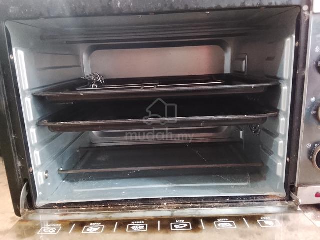 oven - photo 2 of 2
