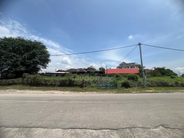 Commercial land individual title near Rantau Seremban. 1
