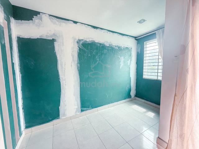 3 STY Fully Renovated Taman Bukit Permata 5