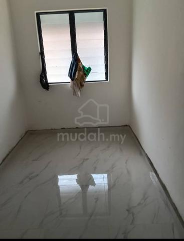 Skudai Taman Bukit Mewah Jalan Mewah Ria L.M.Cost Double Storey House 3