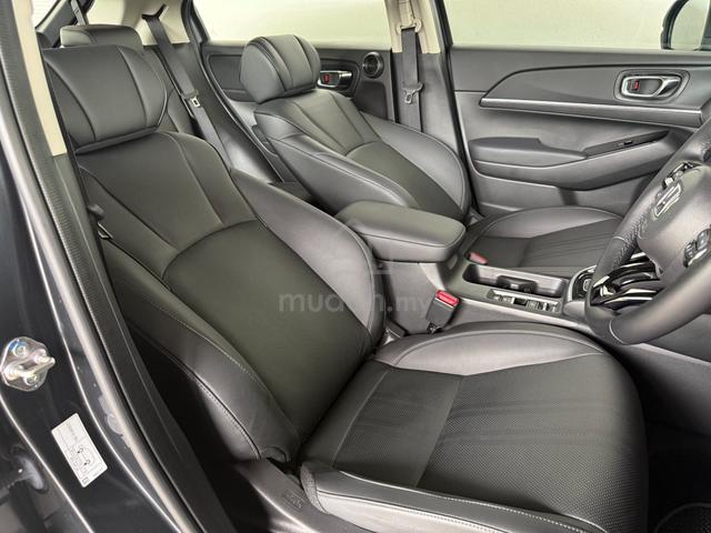 Honda HR-V 1.5 V Turbo (A) F-S-R Full Spc U-Warrty - 4