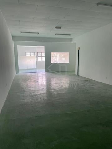 [1st floor partly office] PUJ 3, Taman Puncak jalil, Seri kembangan 1