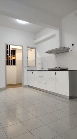 Idaman Bukit Jelutong 1