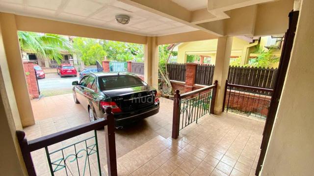 BELOW MARKET Double Storey Terrace Bukit Jelutong, Shah Alam 1