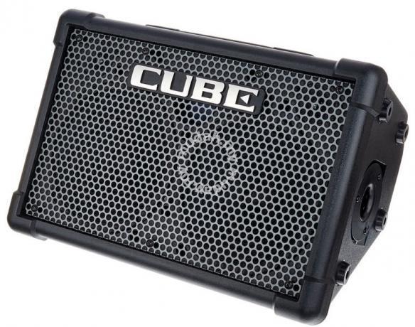 roland cube street amp for sale