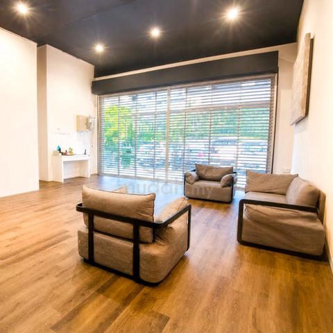 V Square Austin Ground Floor Shop Office 1