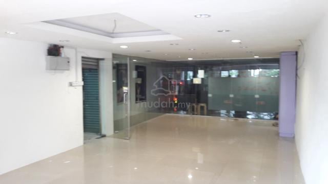 Ground Floor Retail / Commercial / Office Space for RENT 1