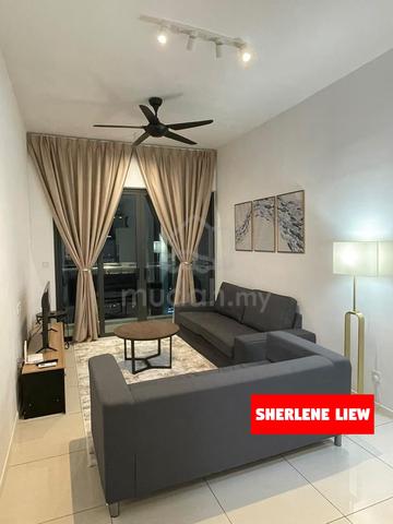 Queens Residences Q1 @ Queens Waterfront 1