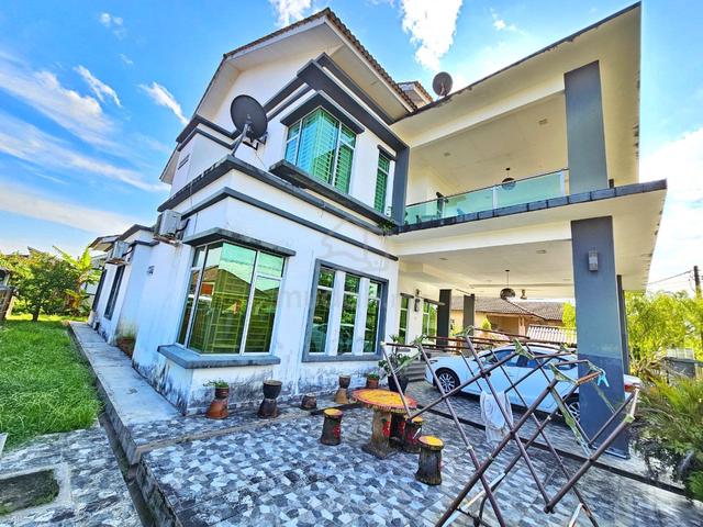 Rumah Bunglo 2 Tingkat 7 Bilik 6 Bilik Air Kampung Tanah Lot, Kemaman 1