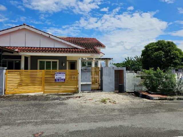 Semi-D setingkat UNTUK DI JUAL 1