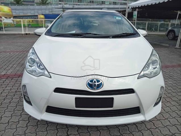 2012 Toyota PRIUS C 1.5 (HYBRID) (A) - 5