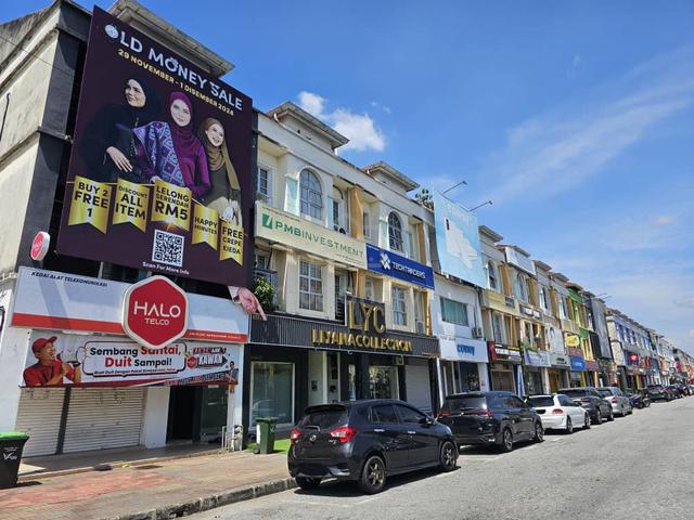 Facing Main Road Ground Floor Shoplot Jalan Pegawai Alor Setar - Rent 1