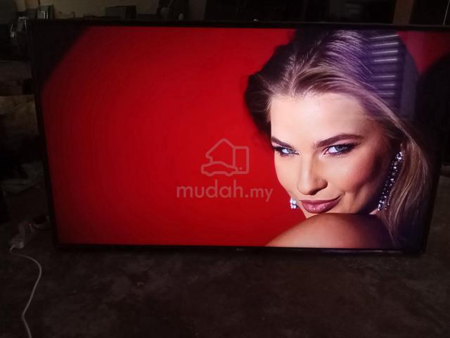 LG smart tv 4K 65inch good condition ada warranty - photo 2 of 6