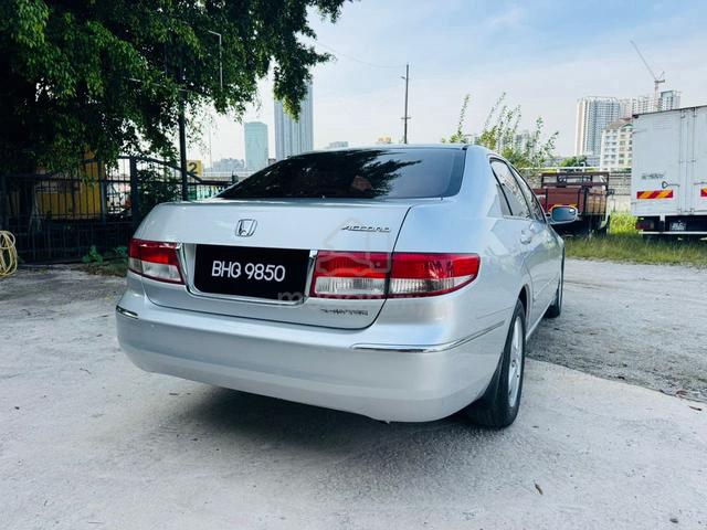 2005 Honda ACCORD SDA 2.0 VTi (A) - 4