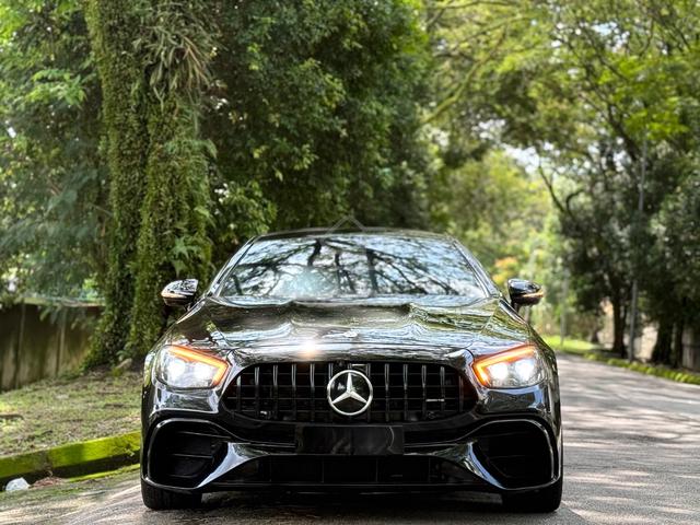 Mercedes Benz E300 2.0 AMG/PANORAMIC ROOF/P.BOOT - 2