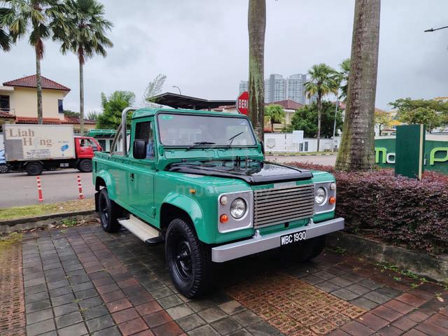 1995 Land Rover DEFENDER 2.5 110 (A) - 1