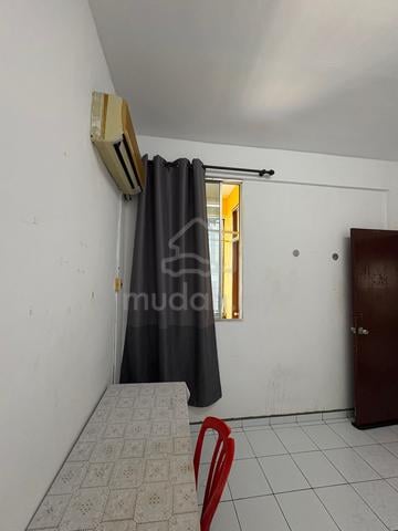 Room Regency Park Apartments 1