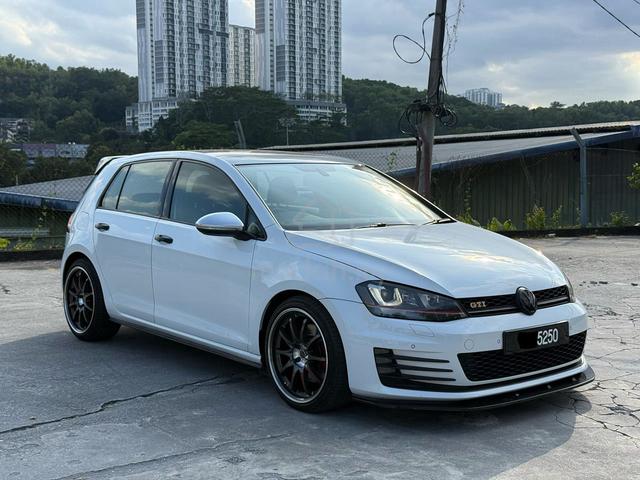 2014 Volkswagen GOLF 2.0 GTi (A) - 1