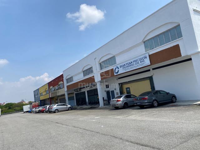 1.5 Storey Factory @ Bandar Teknologi for Rent 1
