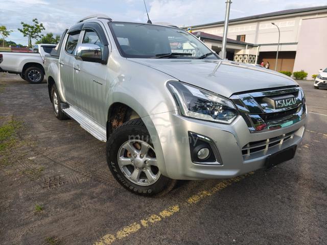 2017 Isuzu D-MAX 3.0 V CROSS AUTO - 1