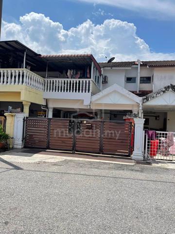 Renovated Double storey terrace in Rahang Taman Bidara for sale 1