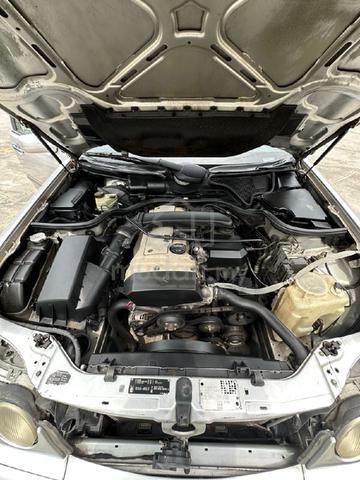 1995 Mercedes Benz 230E 2.3 (A) - 3