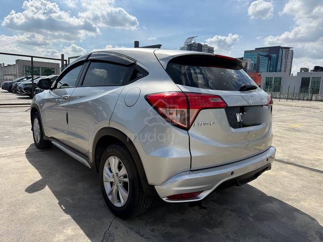 2016 Honda HR-V 1.8 V (A) Full Honda Service - 4