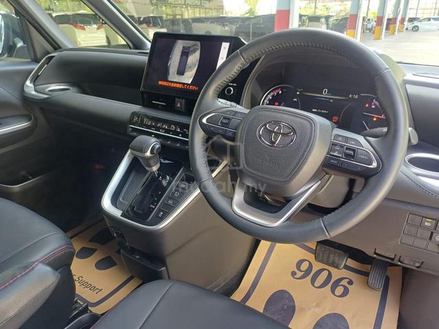 2022 Toyota VOXY 2.0 S-Z (A) 4 CAM ADVANCE PARKING - 5