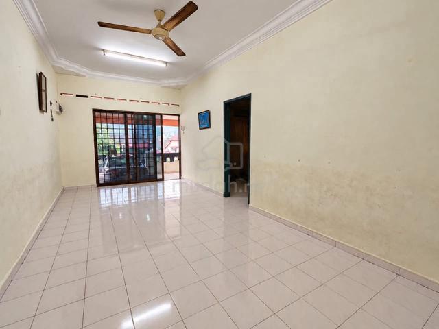 Rare Unit Kulai @ Taman Pancasila Unblock Unit Single Storey House 1