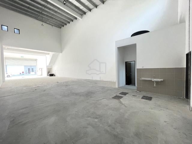 Limited Affordable Rental Big Build Up Corner Intermediate Factory 1