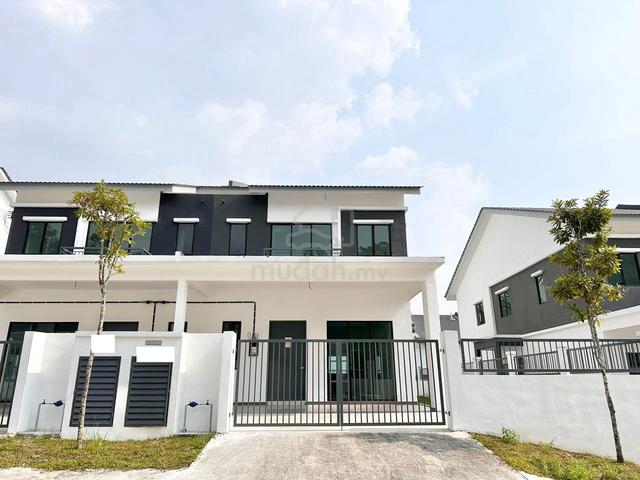 Near Aeon mall❗️Phase1, Scientex Anggun Rawang , 2 sty Semi D House 1