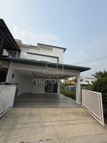 Corner lot Double storey 47x80 , Cashback 50k!! Full loan!! 1