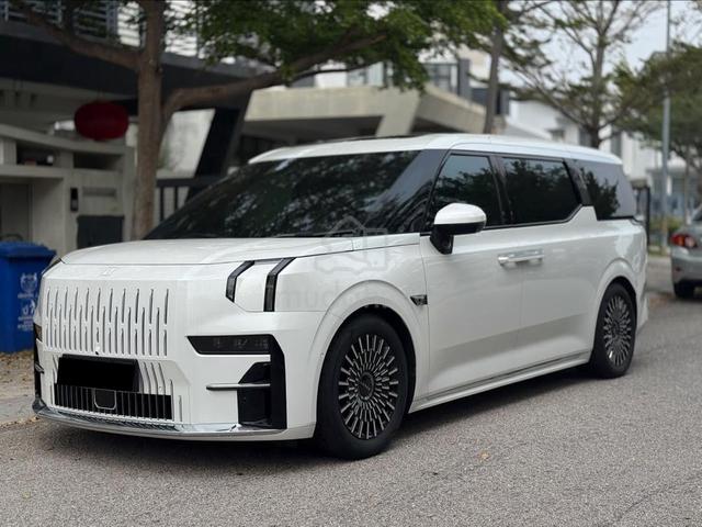 2025 Zeekr 009 0.0 ULTRA LUXURY (A) MIL 7K ONLY - 1
