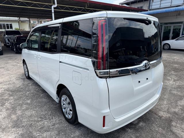2021 Toyota NOAH 2.0 X 7Seaters2PowerDoors - 3
