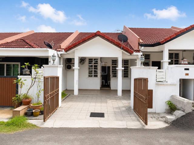 (PALING MURAH) 1 Storey Terrace Taman Dato Demang, Seri Kembangan 1