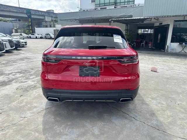 2022 Porsche CAYENNE V6 3.0L (A) PLATINUM EDITION - 4